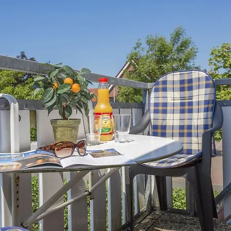 Og-Wohnung-Haus-Amrumbank Апартаменты Бюзум